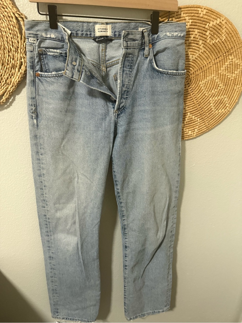 Citizens of Humanity women’s Light Wash Jeans - Casual Straight Fit